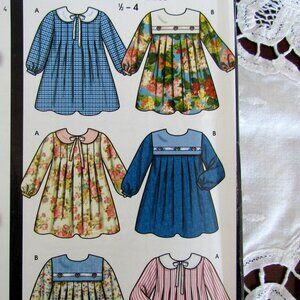 GIRL'S DRESS PATTERN, Sz 1/2 - 4 TODDLER - SIMPLICITY 5860 UNCUT, NWT FOR SEWING